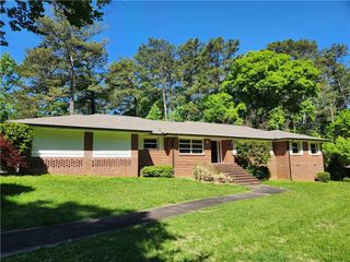 2324 Clairmont Road NE, Atlanta, GA 30329