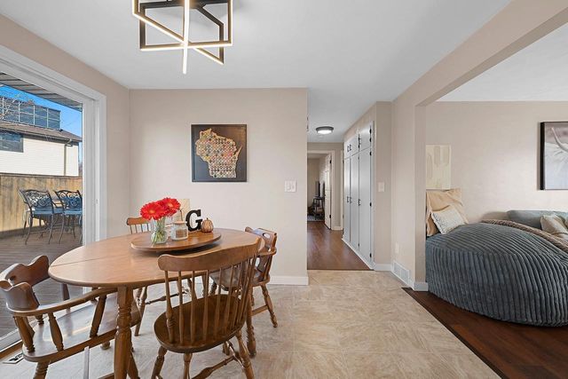 2539 HEATHER ROAD, Green Bay, WI 54311