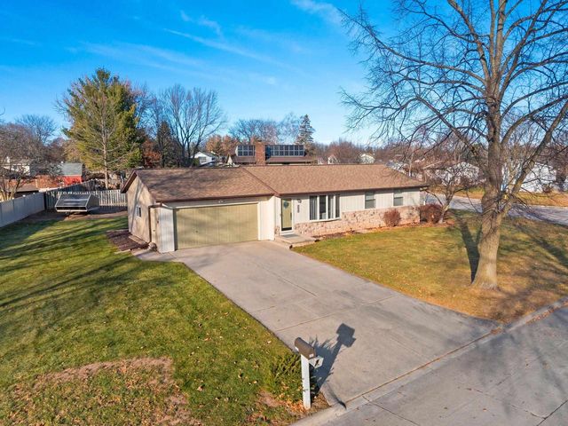 2539 HEATHER ROAD, Green Bay, WI 54311