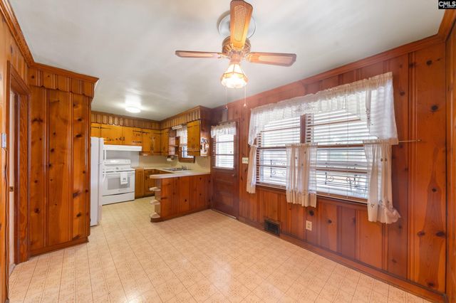 1031 Evergreen Avenue, Cayce, SC 29033