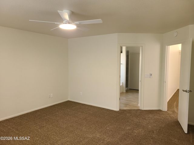 10008 E Moonstruck Way, Tucson, AZ 85747