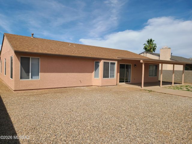 10008 E Moonstruck Way, Tucson, AZ 85747