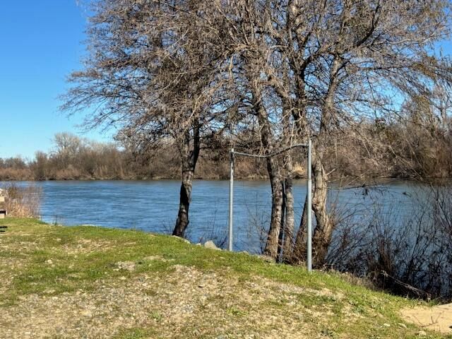 19650 Freshwater Drive, Cottonwood, CA 96022