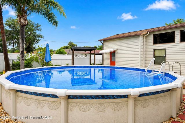 2151 Meredith Drive, Spring Hill, FL 34608