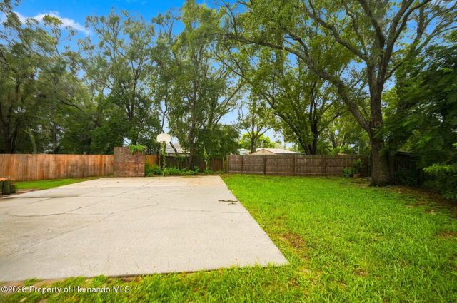 2151 Meredith Drive, Spring Hill, FL 34608