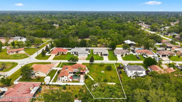 2151 Meredith Drive, Spring Hill, FL 34608