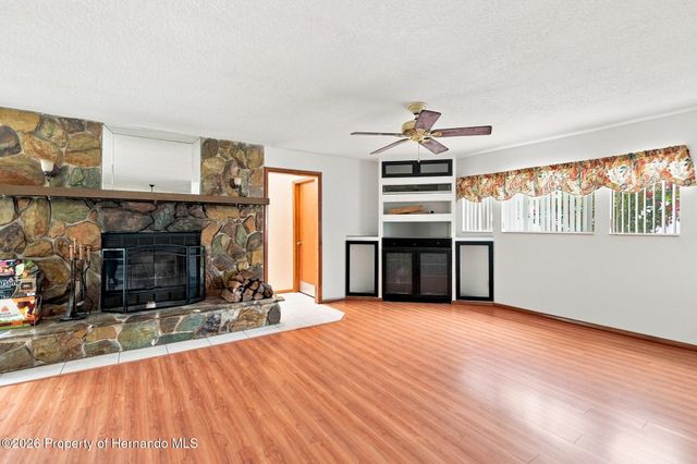 2151 Meredith Drive, Spring Hill, FL 34608