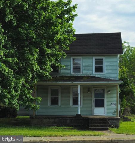 2 SOUTHERN BLVD, Wyoming, DE 19934