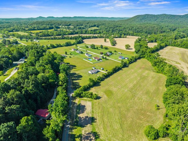 15 Rose Lane, Clay City, KY 40312