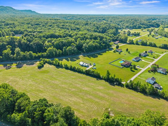 15 Rose Lane, Clay City, KY 40312