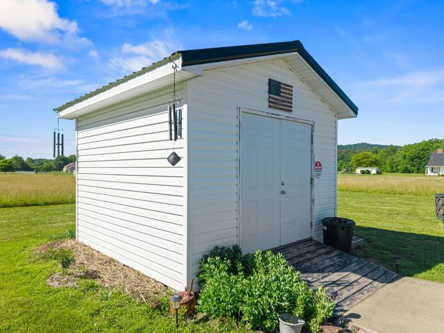 15 Rose Lane, Clay City, KY 40312