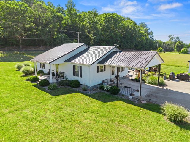 15 Rose Lane, Clay City, KY 40312