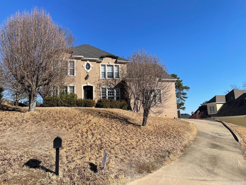 148 Challain Drive, Little Rock, AR 72223