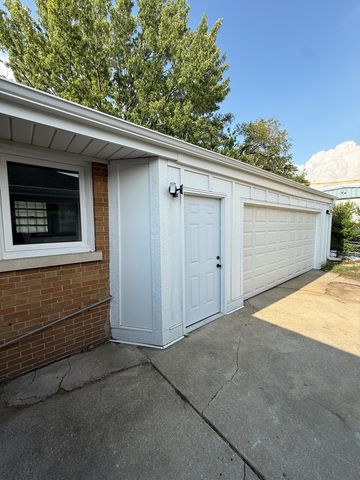 3839 Ridgeland Avenue, Berwyn, IL 60402
