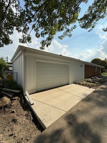 3839 Ridgeland Avenue, Berwyn, IL 60402