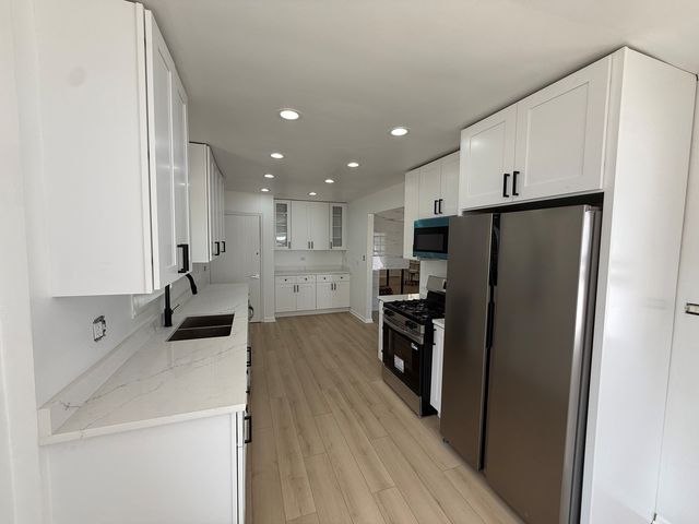 3839 Ridgeland Avenue, Berwyn, IL 60402