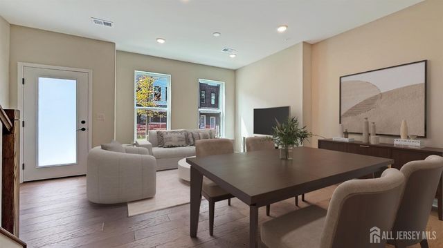 618 Sadie Circle, New Brunswick, NJ 08901