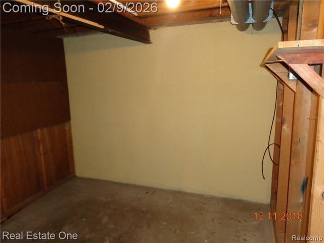 5312 SYRACUSE Street, Dearborn Heights, MI 48125