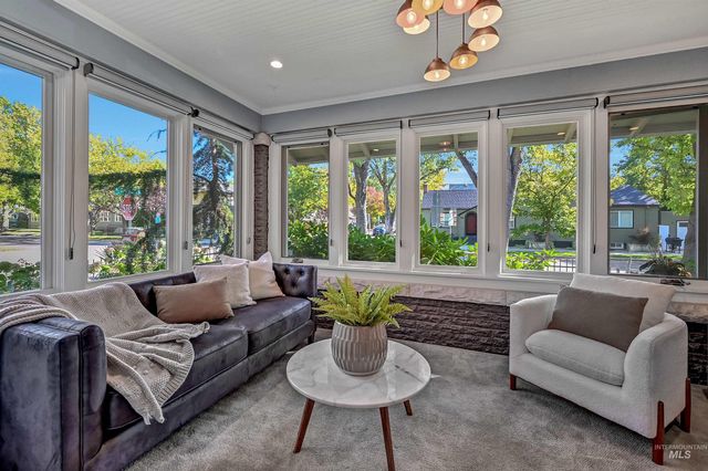 1019 N 9th St, Boise, ID 83702