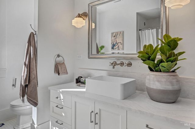 1019 N 9th St, Boise, ID 83702