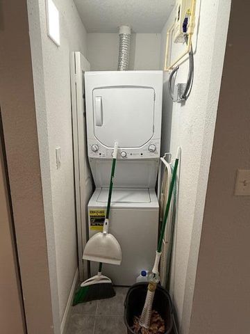 702 48th Street, West Palm Beach, FL 33407