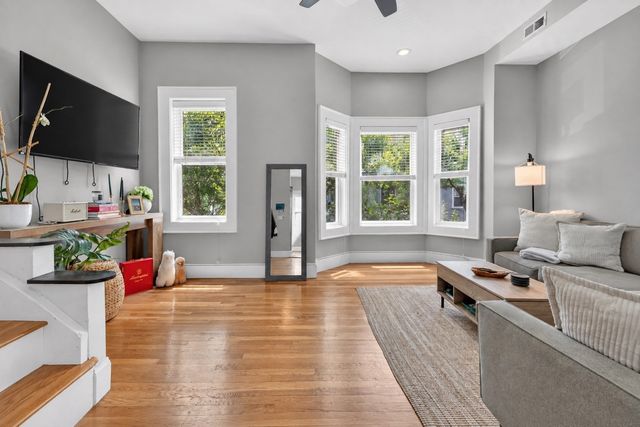 466 E 3rd St 2, Boston, MA 02127