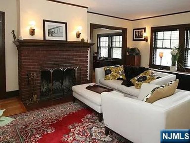14 Mountain Terrace, Montclair, NJ 07043