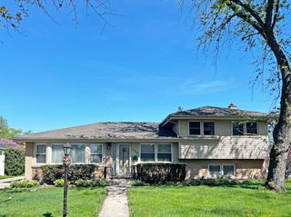 233 Crescent Drive, Glenview, IL 60025