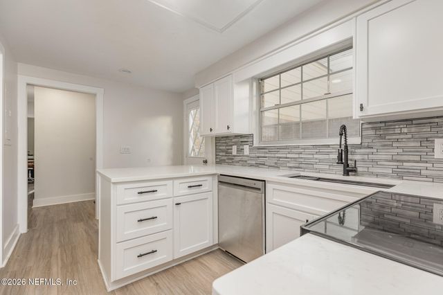 9252 SAN JOSE Boulevard 2202, Jacksonville, FL 32257