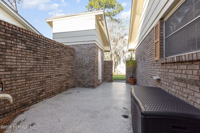 9252 SAN JOSE Boulevard 2202, Jacksonville, FL 32257