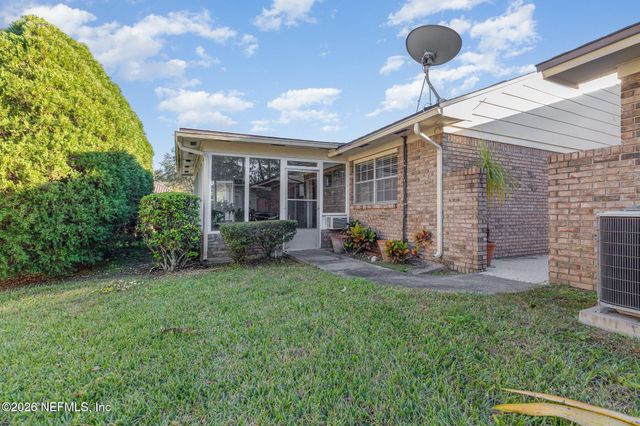 9252 SAN JOSE Boulevard 2202, Jacksonville, FL 32257