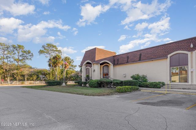 9252 SAN JOSE Boulevard 2202, Jacksonville, FL 32257