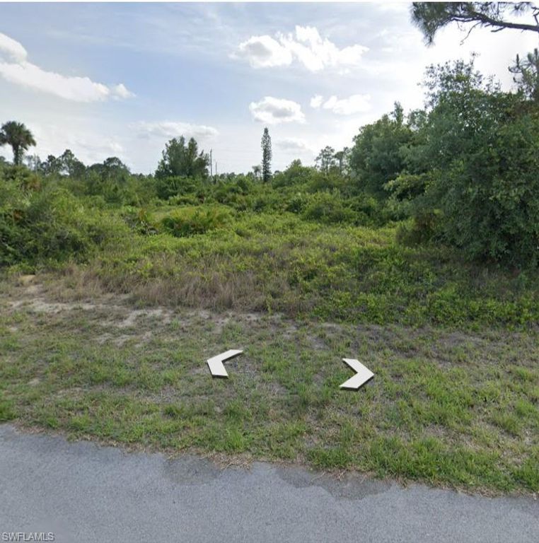 410 Wickham AVE S, LEHIGH ACRES, FL 33974 — photo 2