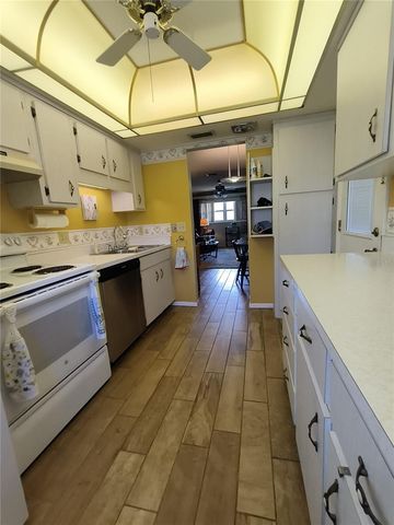 230 ELMWOOD AVENUE, Deland, FL 32724