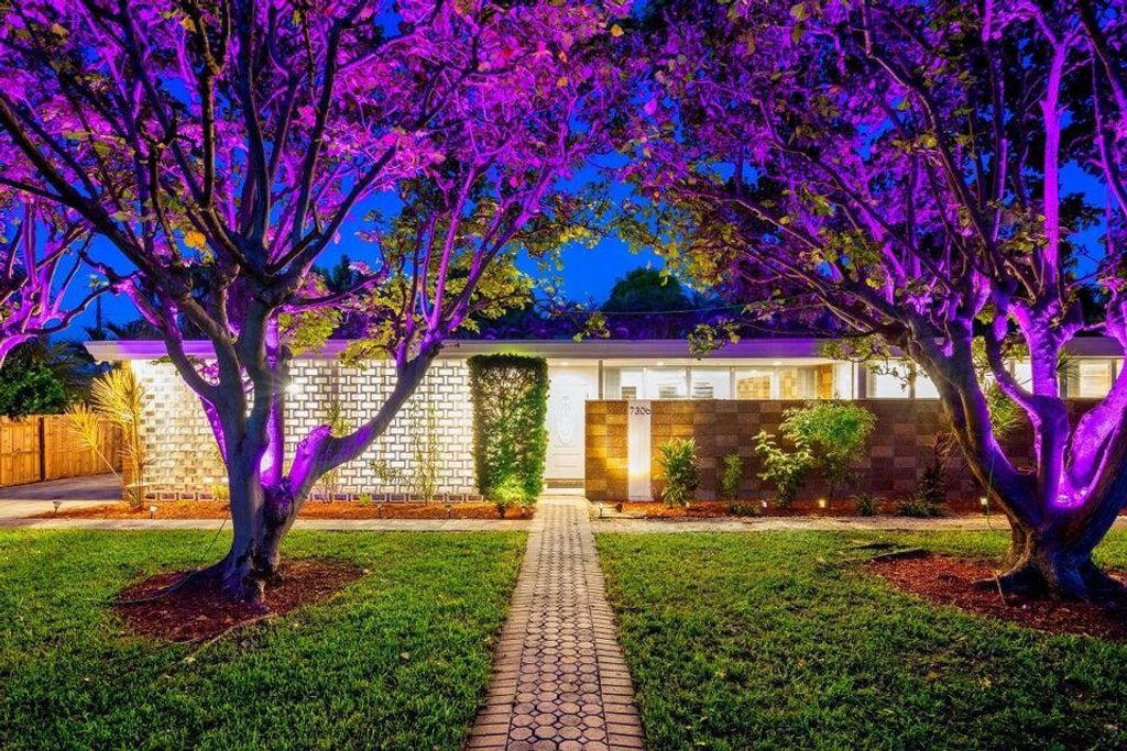 7306 Clarke Road, Lake Clarke Shores, FL 33406