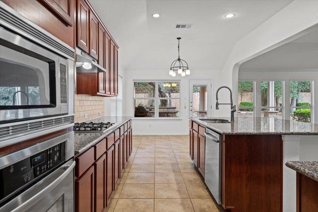 205 Kati LN, Cedar Park, TX 78613