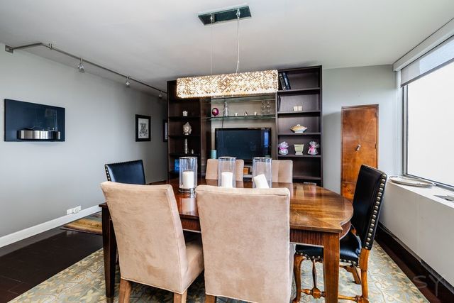 2800 N Lake Shore Drive 3814-3816, Chicago, IL 60657