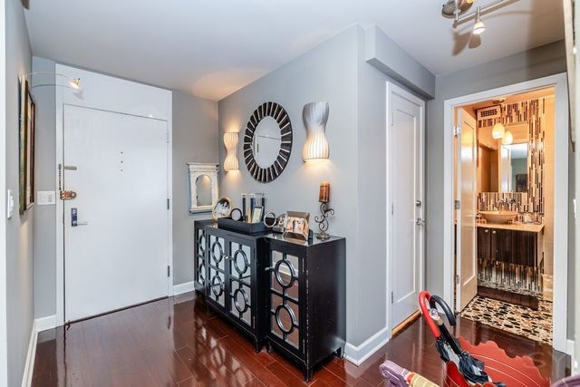 2800 N Lake Shore Drive 3814-3816, Chicago, IL 60657