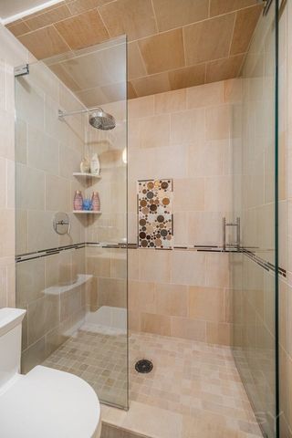 2800 N Lake Shore Drive 3814-3816, Chicago, IL 60657