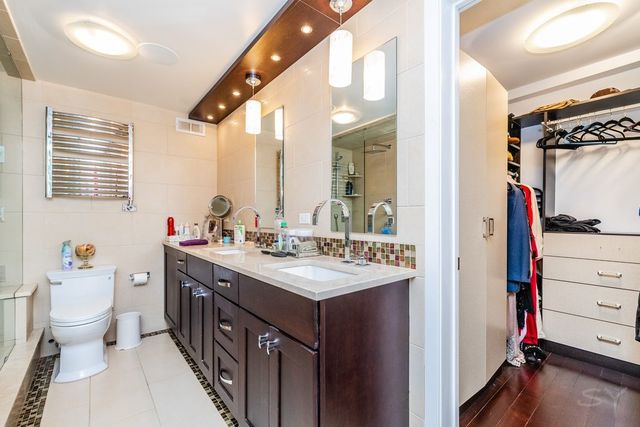 2800 N Lake Shore Drive 3814-3816, Chicago, IL 60657