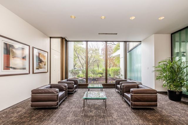 2800 N Lake Shore Drive 3814-3816, Chicago, IL 60657