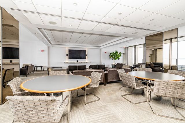 2800 N Lake Shore Drive 3814-3816, Chicago, IL 60657