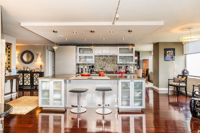 2800 N Lake Shore Drive 3814-3816, Chicago, IL 60657