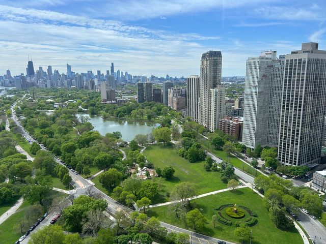 2800 N Lake Shore Drive 3814-3816, Chicago, IL 60657