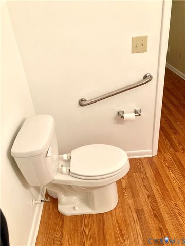 437 Queensway Rd, Chesterfield, VA 23236