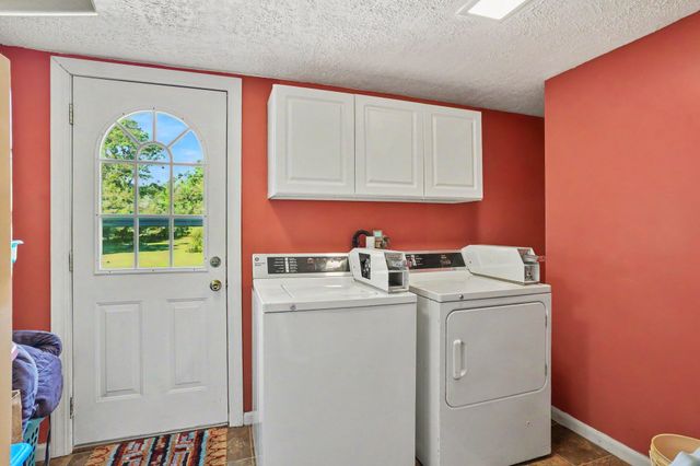 18988 32nd Street, Gobles, MI 49055