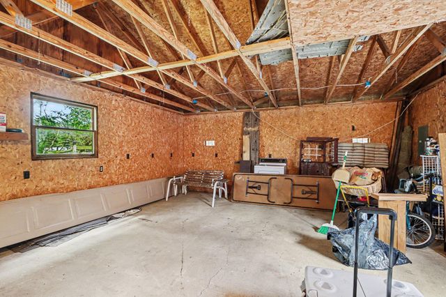 18988 32nd Street, Gobles, MI 49055