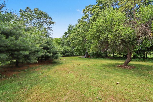 18988 32nd Street, Gobles, MI 49055