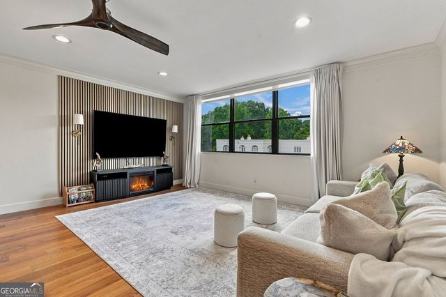 2965 Pharr Court South NW 416, Atlanta, GA 30305