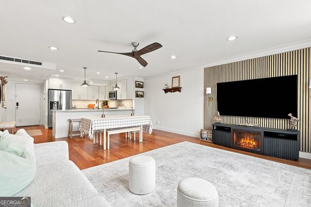 2965 Pharr Court South NW 416, Atlanta, GA 30305